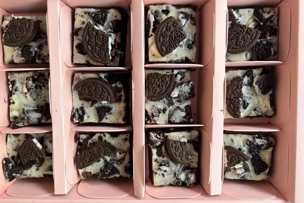 Oreo Cheesecake Brownie (BOX of 12)